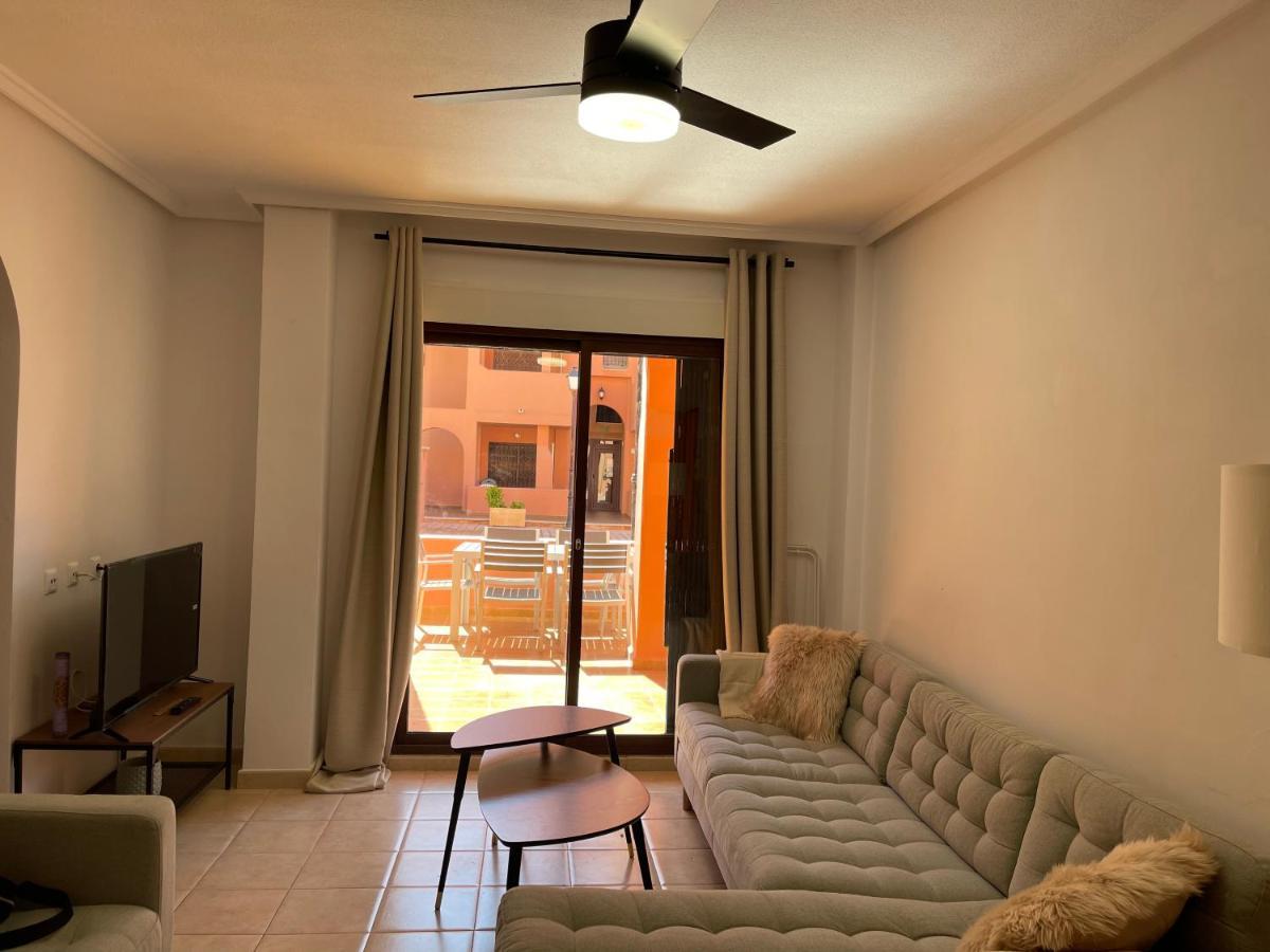 Three Bedroom Apartment With Pool In Торевьиа Экстерьер фото